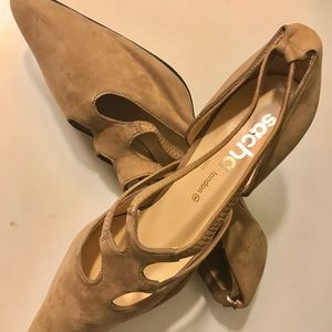 Prestigious Sacha London suede leather tan heels